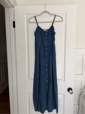 Angel Eyes Denim Midi Dress